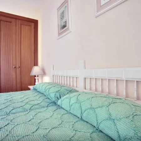 Holi-rent Veramar Apartment